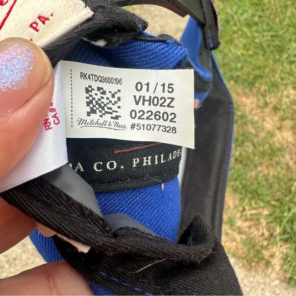 Mitchell & Ness Blue and Black Cap - Picture 5 of 7